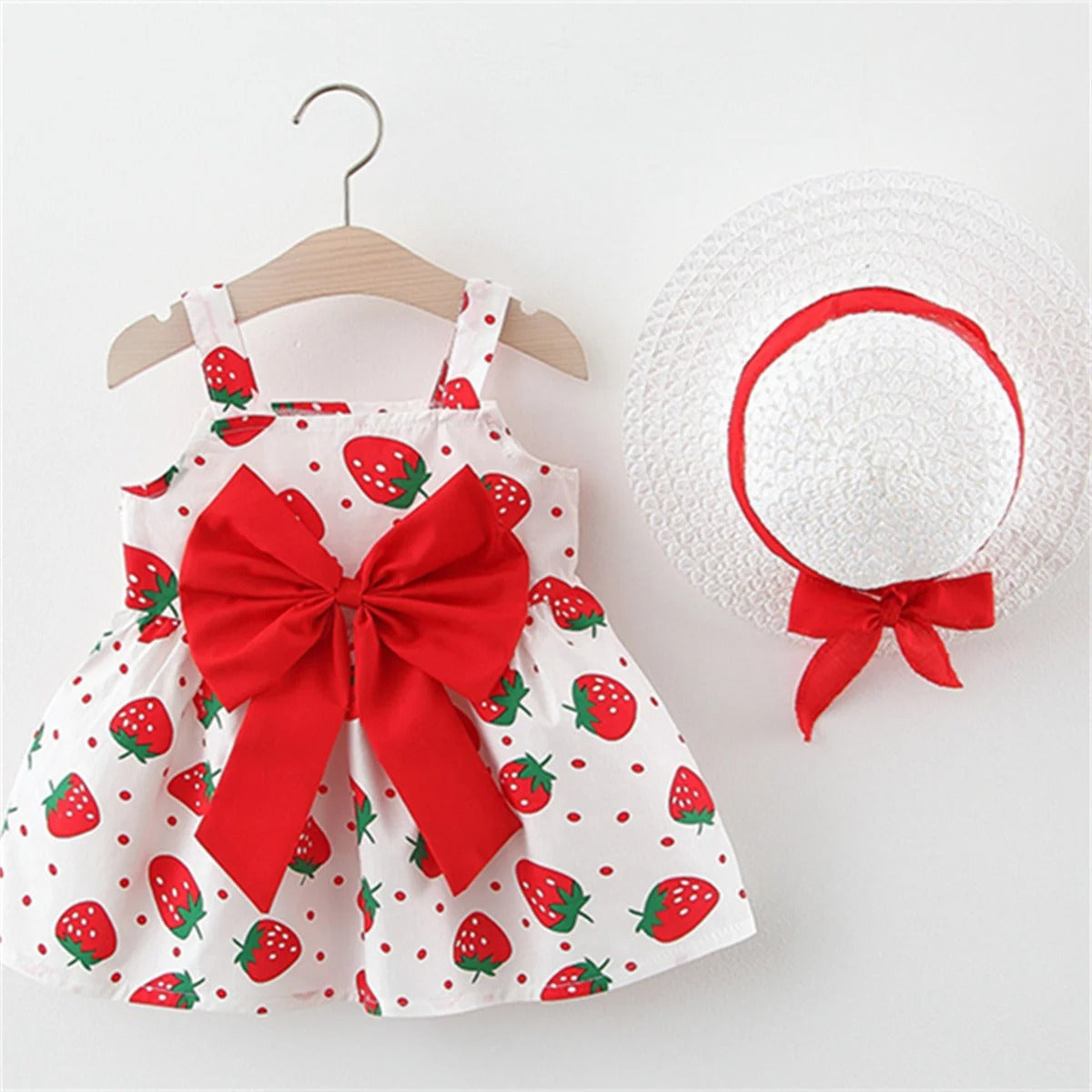 Sommarklänning för Babyflicka – Jordgubbsmönster & Hatt