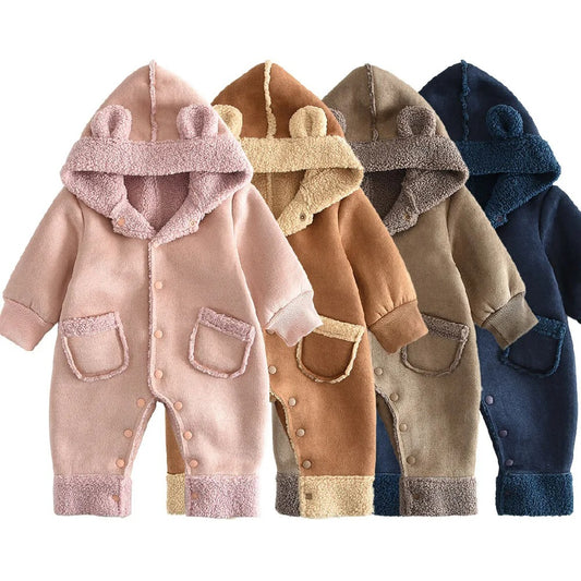 Vinter Romper för Barn – Mjuk Suede & Fleece Hooded Jumpsuit (0–3 år)